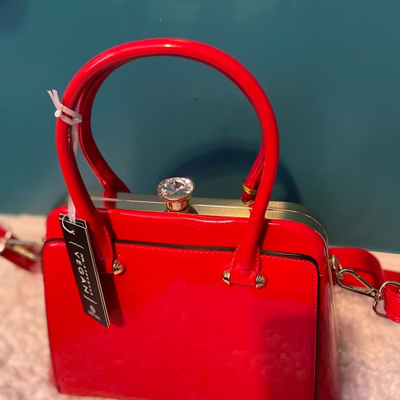 Vegan Handbag - Picture 7 of 11